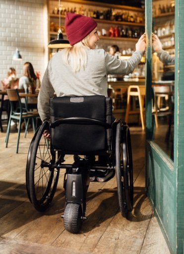 Invacare, Alber Smoov 010 powered assistance